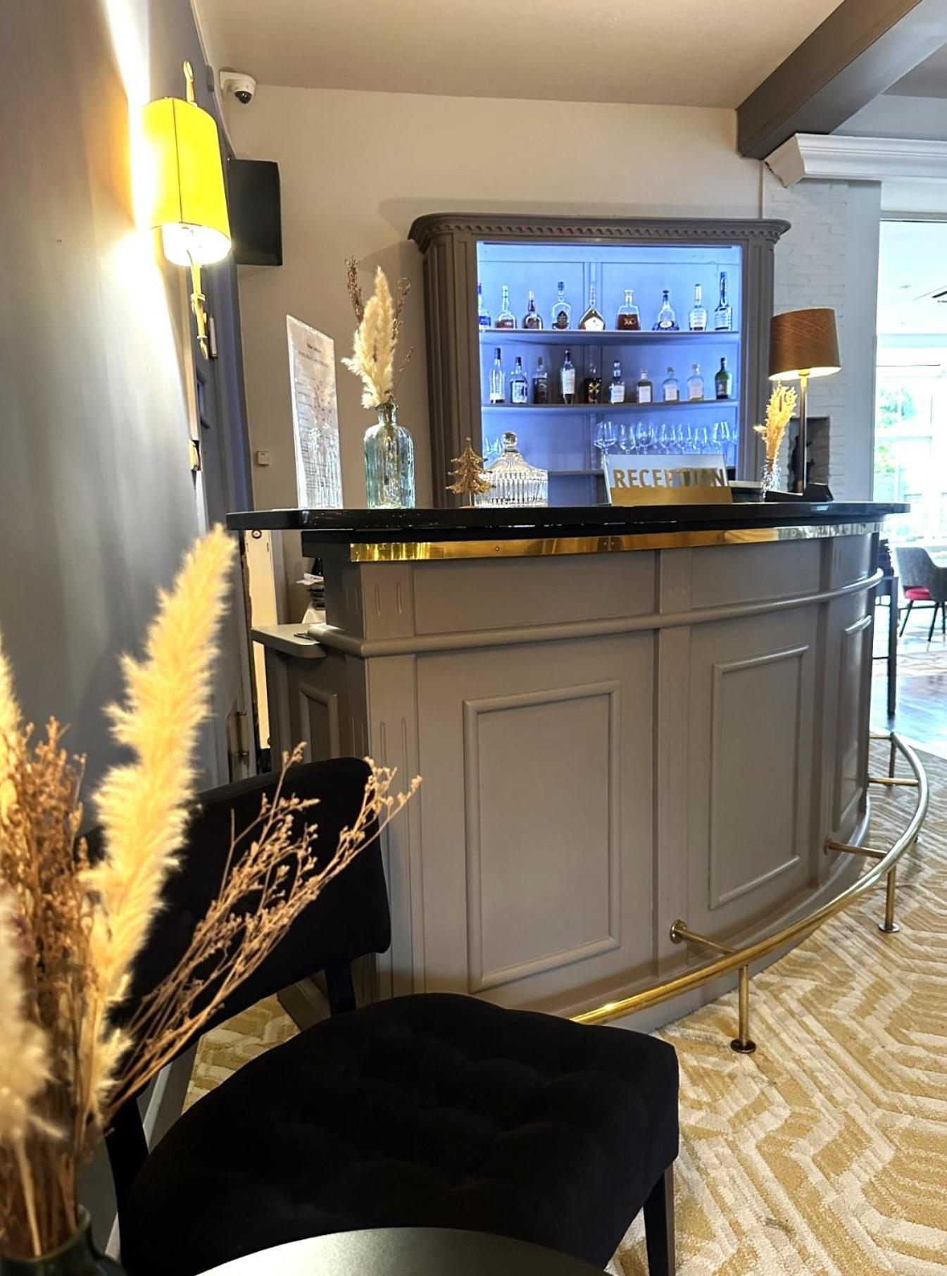 The Originals Boutique, Hotel Bulles By Forgeron, Lille Sud Seclin Bagian luar foto
